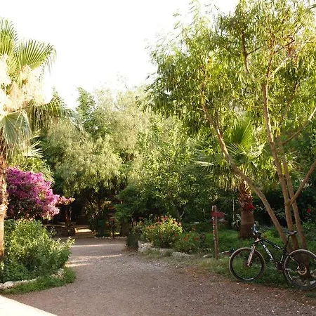 Guest house Likya Misafir Ve Seminer Evi 4*